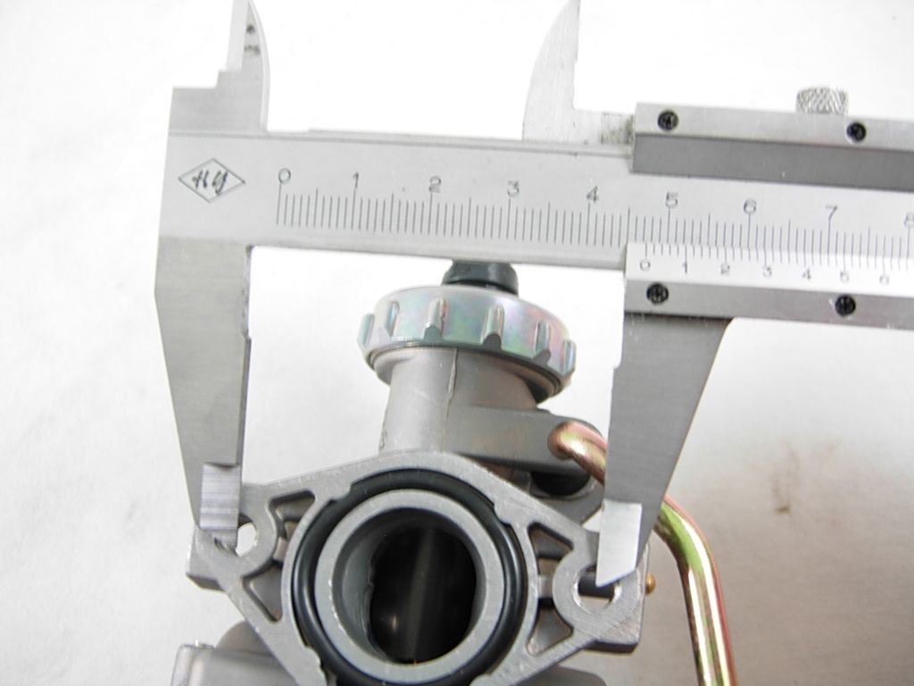 CARBURETOR 11575-A88-9