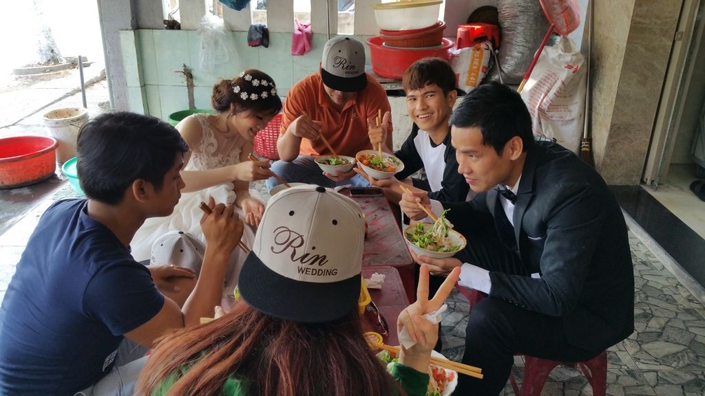 Một ngày cùng ekip Rin Wedding với gói chụp ảnh cưới Đà Nẵng - Hội An - Ảnh 1. Một ngày cùng ekip Rin Wedding với gói chụp ảnh cưới Đà Nẵng - Hội An - Ảnh 1.