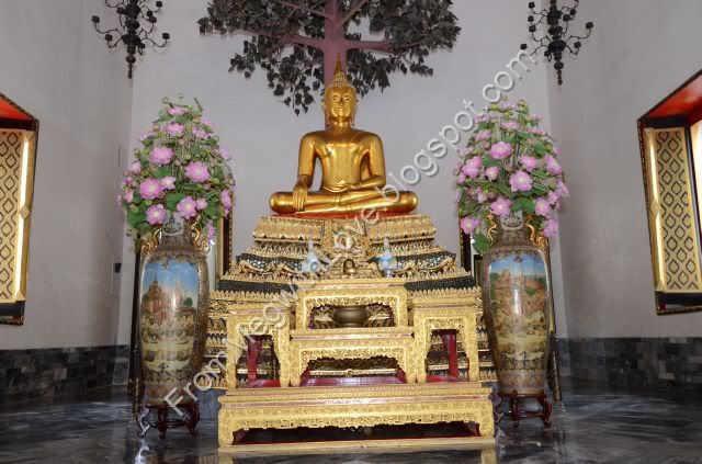 Buddha de aur - Golden Buddha - Bangkok, Thailanda Buddha de aur - Golden Buddha - Bangkok, Thailanda