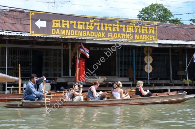 Floating Market Damnoensaduak - Thailanda Floating Market Damnoensaduak - Thailanda