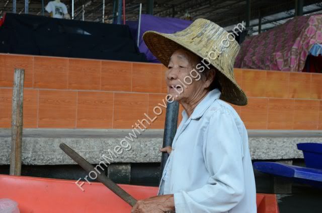 Floating Market Damnoensaduak - Thailanda Floating Market Damnoensaduak - Thailanda