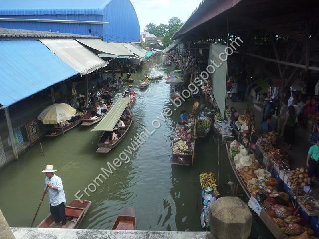 Floating Market Damnoensaduak - Thailanda Floating Market Damnoensaduak - Thailanda