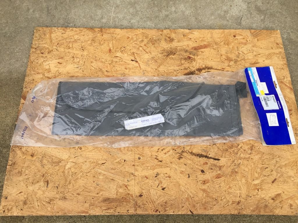 Volvo OEM 850/S70/V70 Rear Bumper Protector Cover SwedeSpeed Volvo