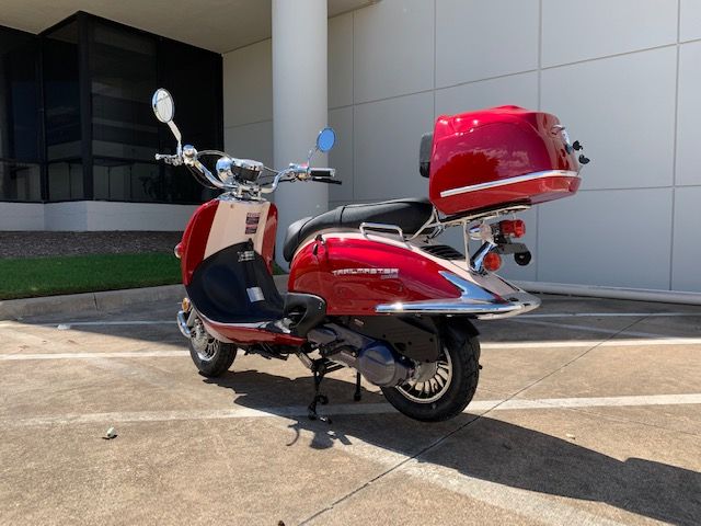 New Trail Master Sorrento 150A Scooter