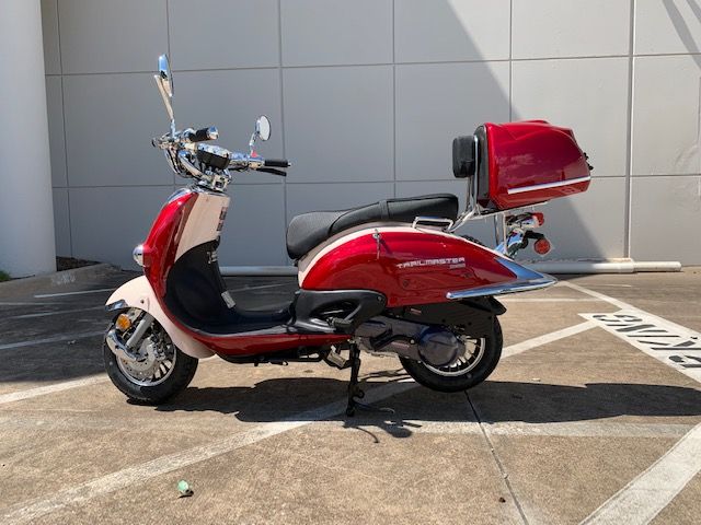 New Trail Master Sorrento 150A Scooter