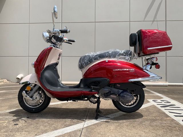 New Trail Master Sorrento 150A Scooter