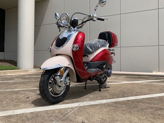 New Trail Master Sorrento 150A Scooter