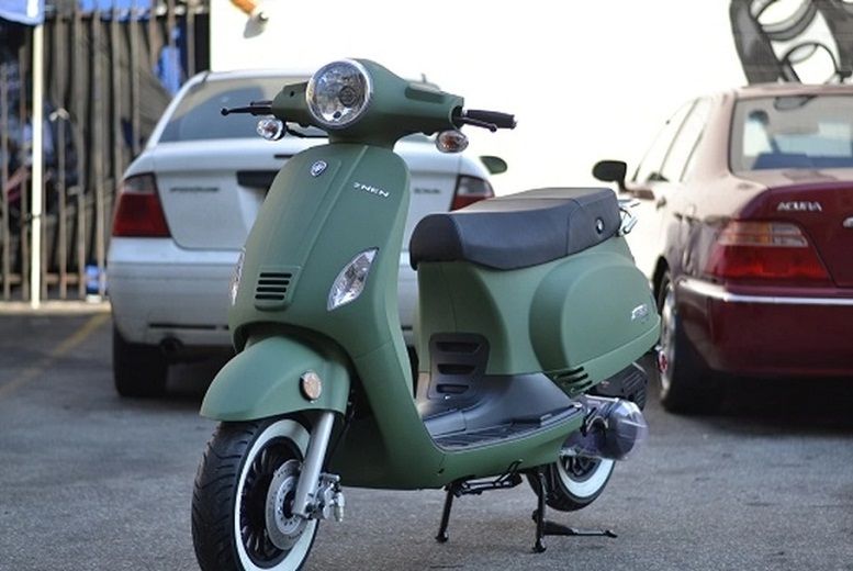 Amigo ZN150T-30A SOLID Scooter
